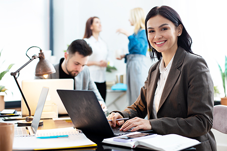 CAREER & BUSINESS EXPERT